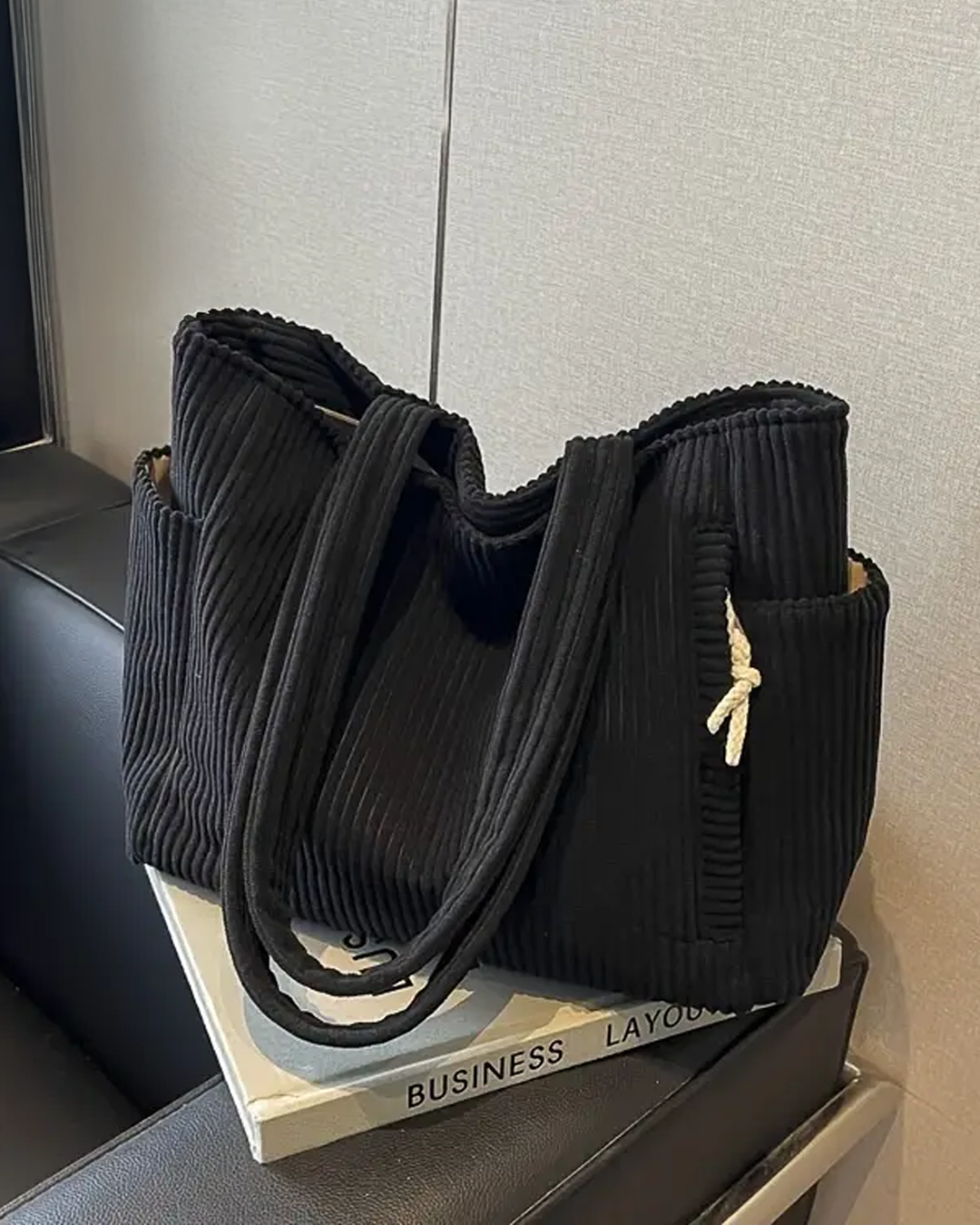Elara ™ - Ribbed Tote