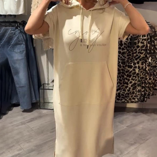 Larkshire™ - Loose dress with hood and feminine fit