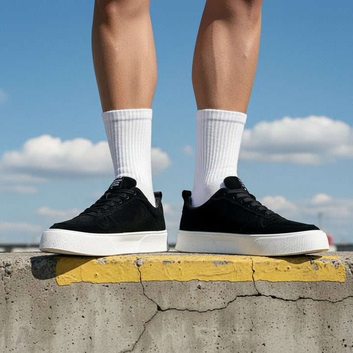 UNIITY Men's Korean Style Skate Sneakers - Low-Top Lace-Up Casual Shoes with Upper & PVC Sole, Breathable Soft Sole Suitable for Sports, Skateboarding, Gym, Casual Attire - Round Toe, Spring/Autumn/Winter Seasonal