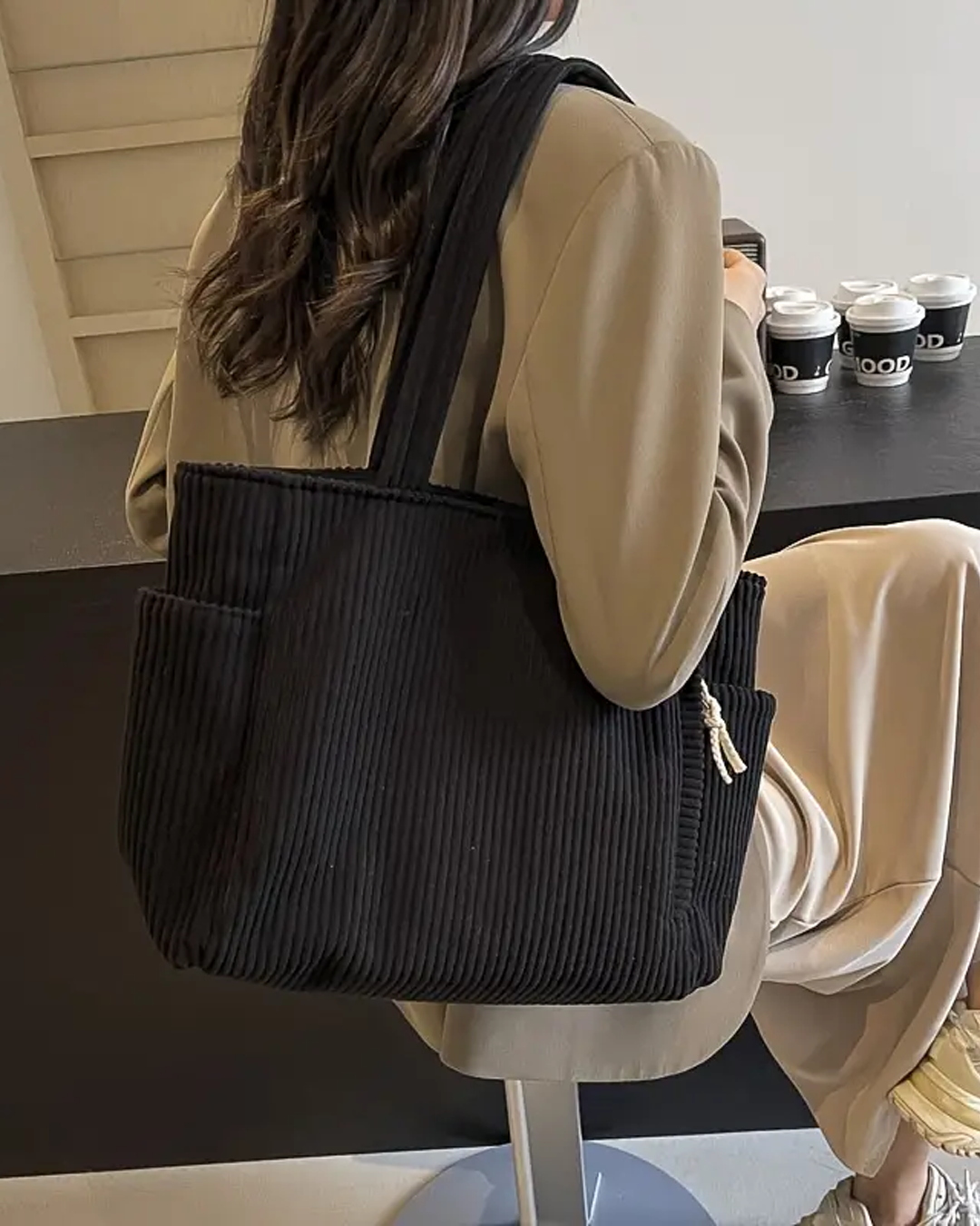 Elara ™ - Ribbed Tote