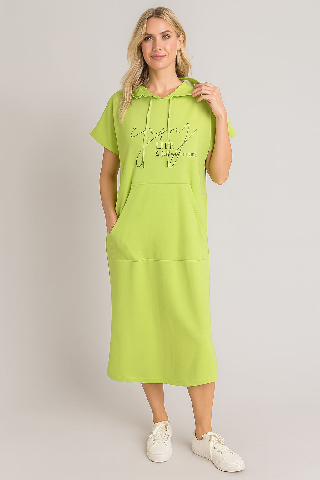 Larkshire™ - Loose dress with hood and feminine fit
