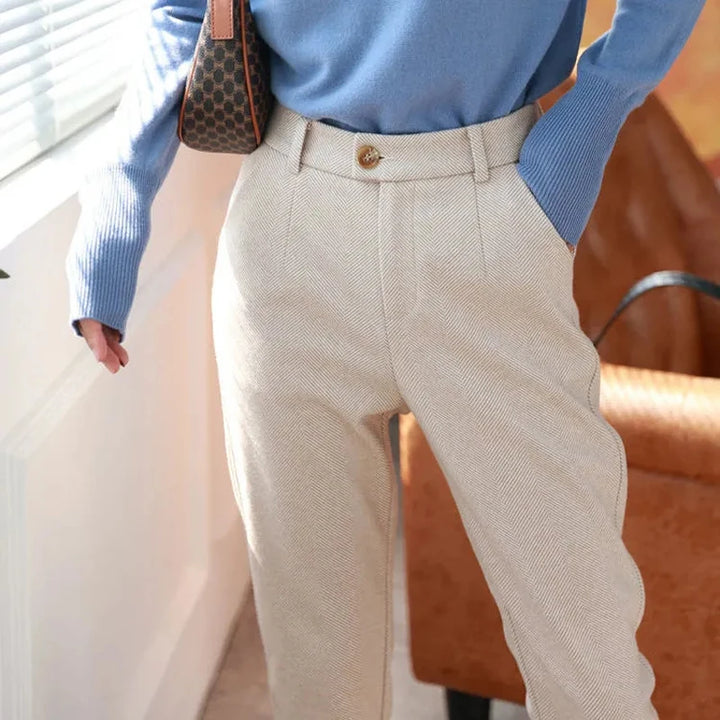 Jaz™ | High-Waisted Woolen Trouser.