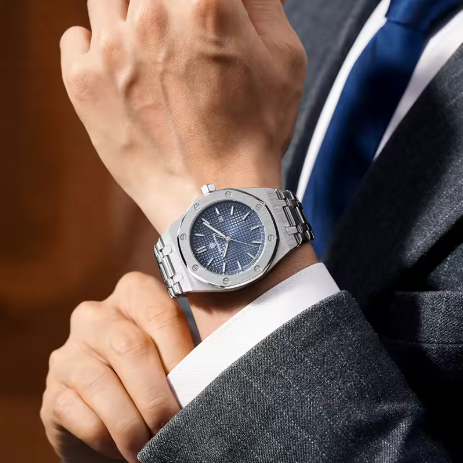 Premium Men's Watch.