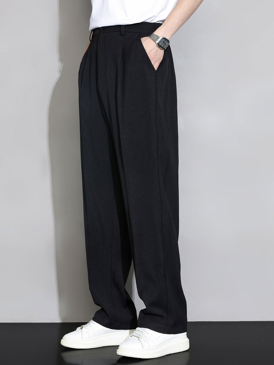 Men’s Elastic Waist Trousers – Straight Leg Pull-On Casual Pants